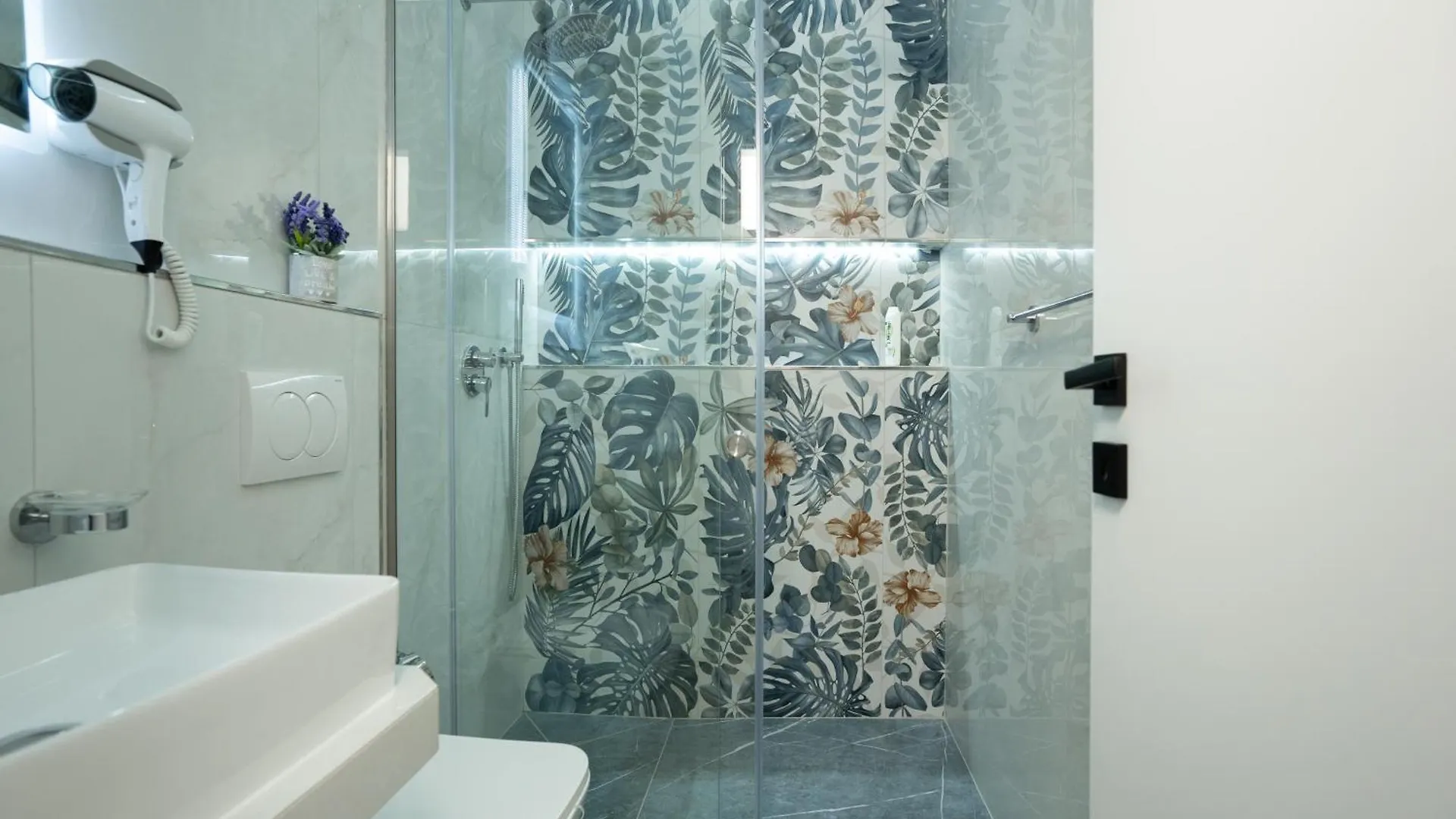 The Blue Pearl Apartment Durrës