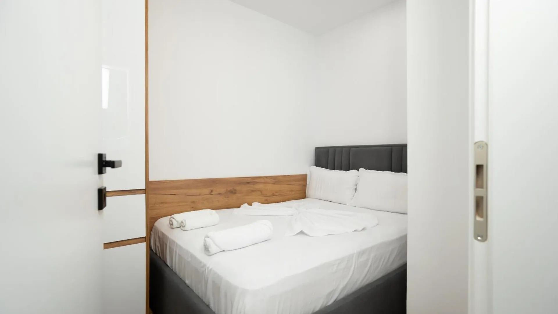 The Blue Pearl Apartment Durrës